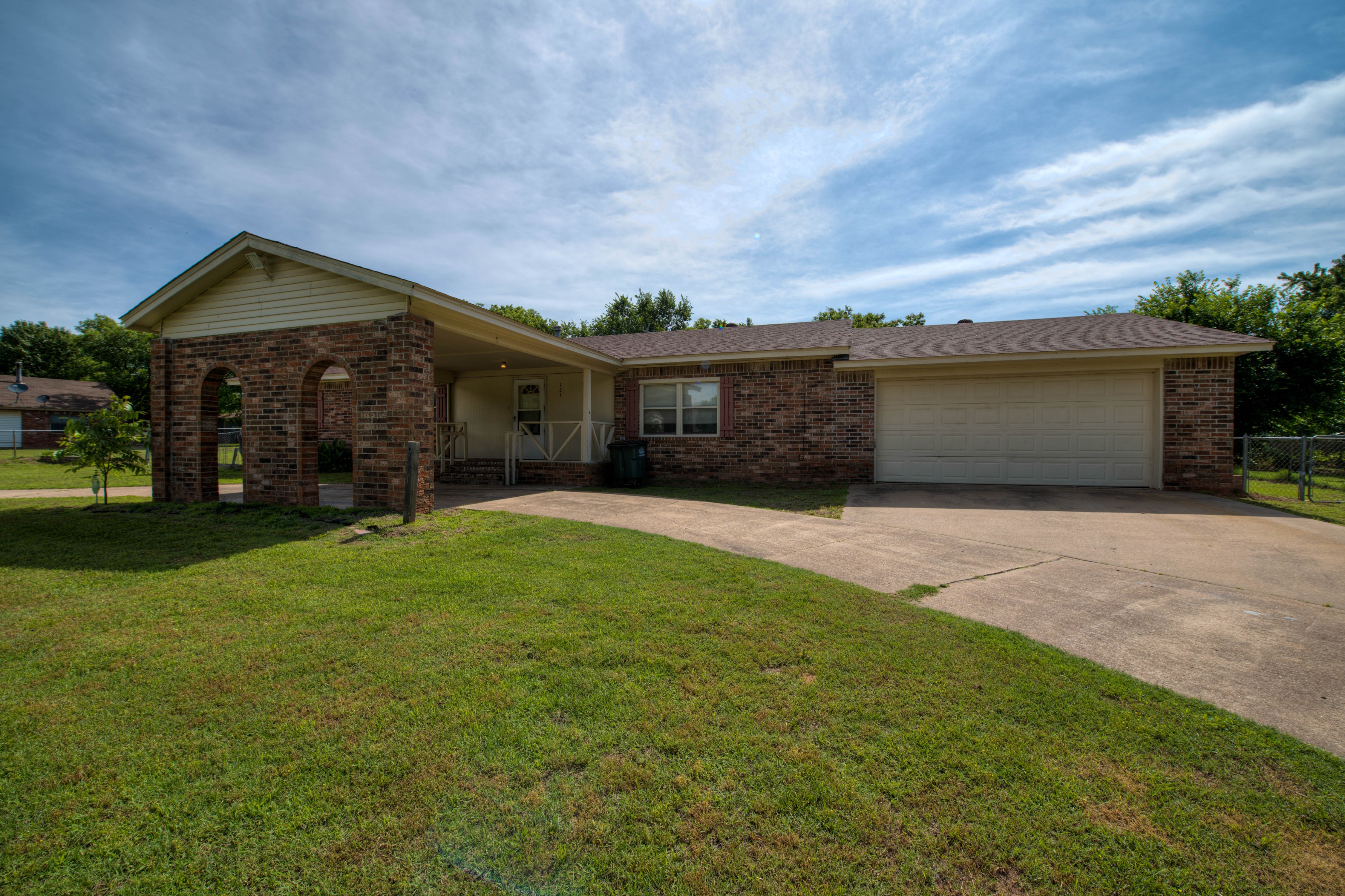 721 Ladd Avenue Property Photo 1