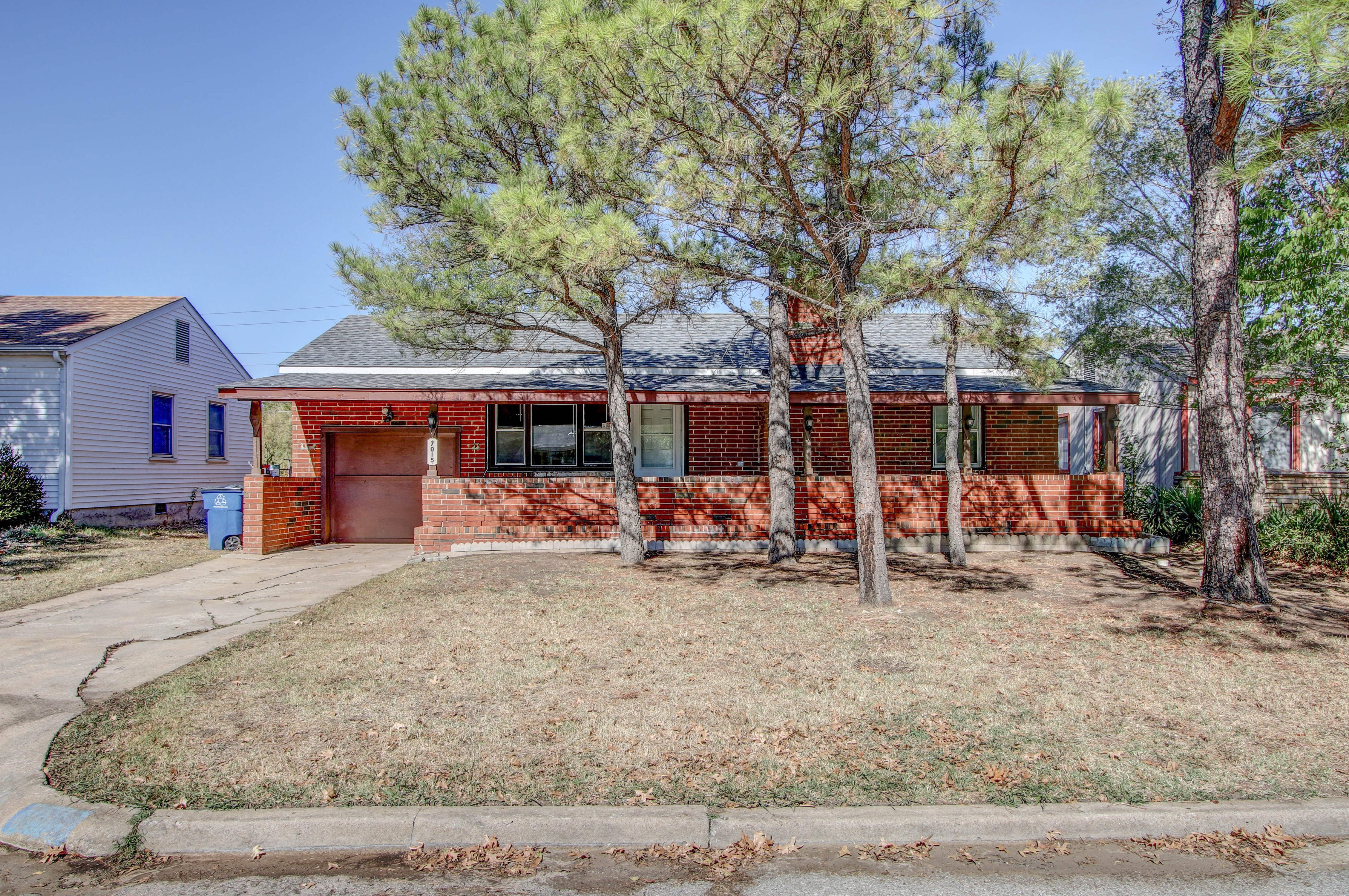 7015 E Haskell Street Property Photo 1