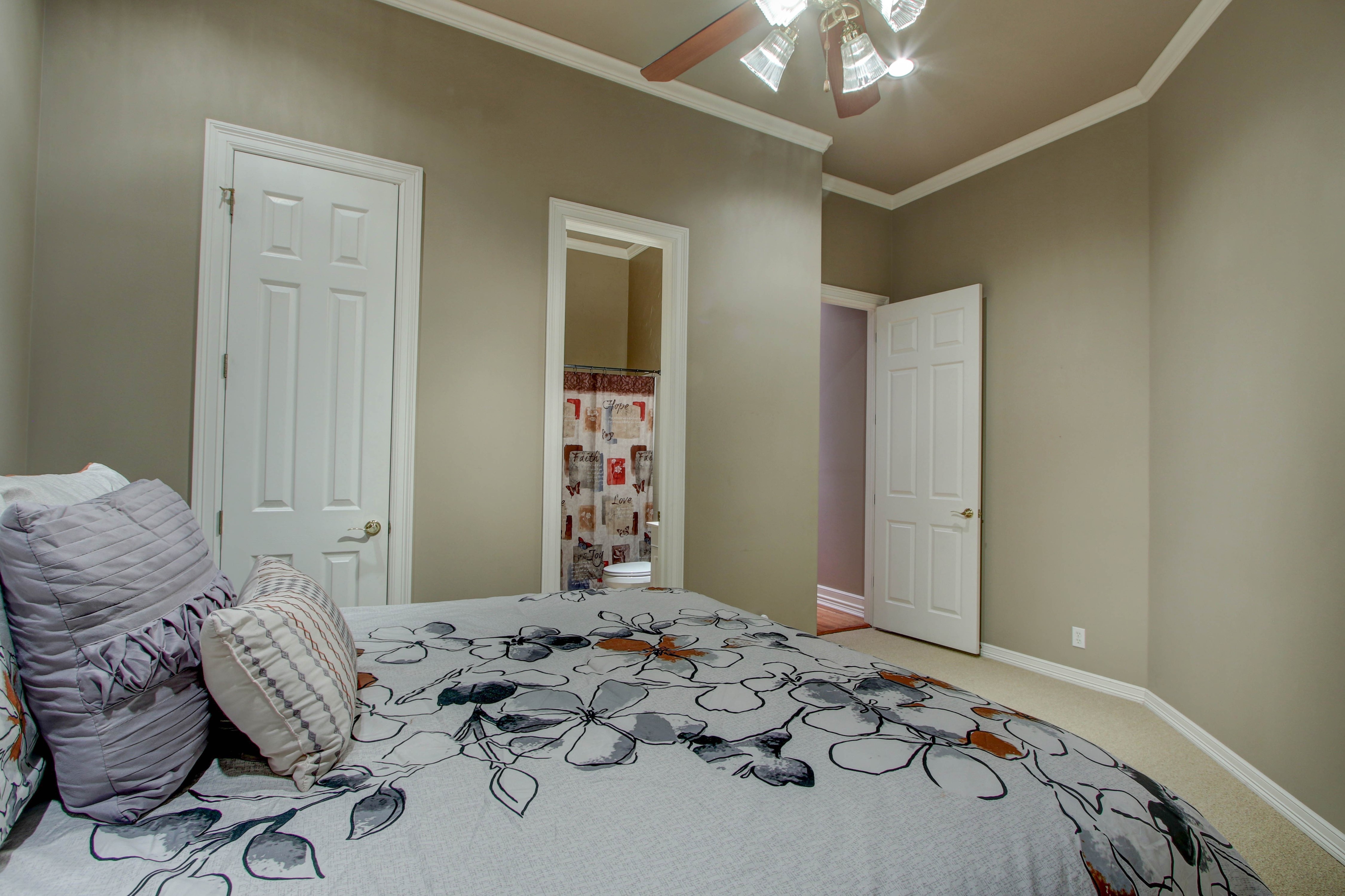 5912 W Orlando Circle Property Photo 34