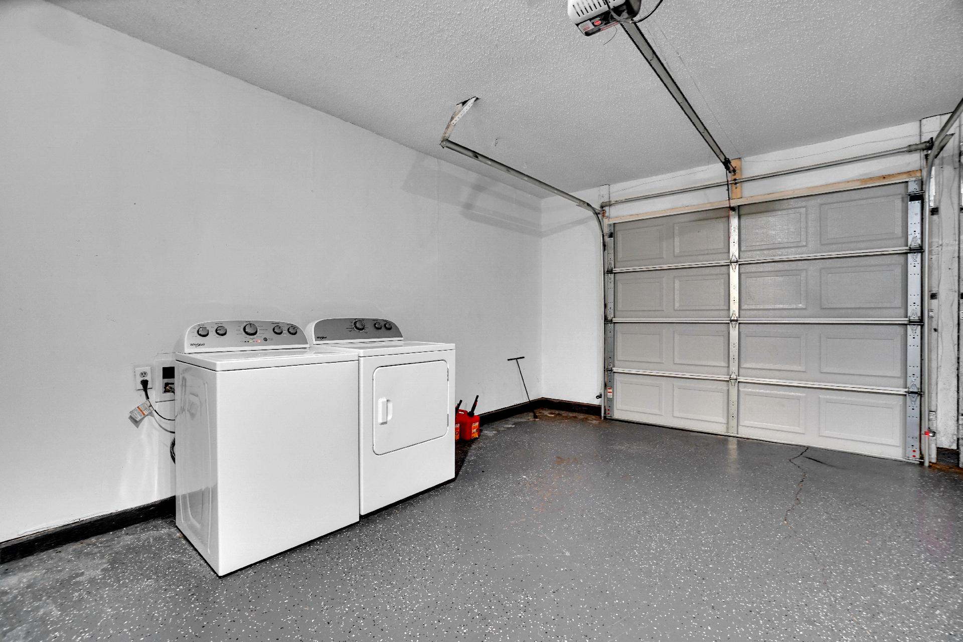 1445 Nw Great Plains Boulevard Property Photo 7